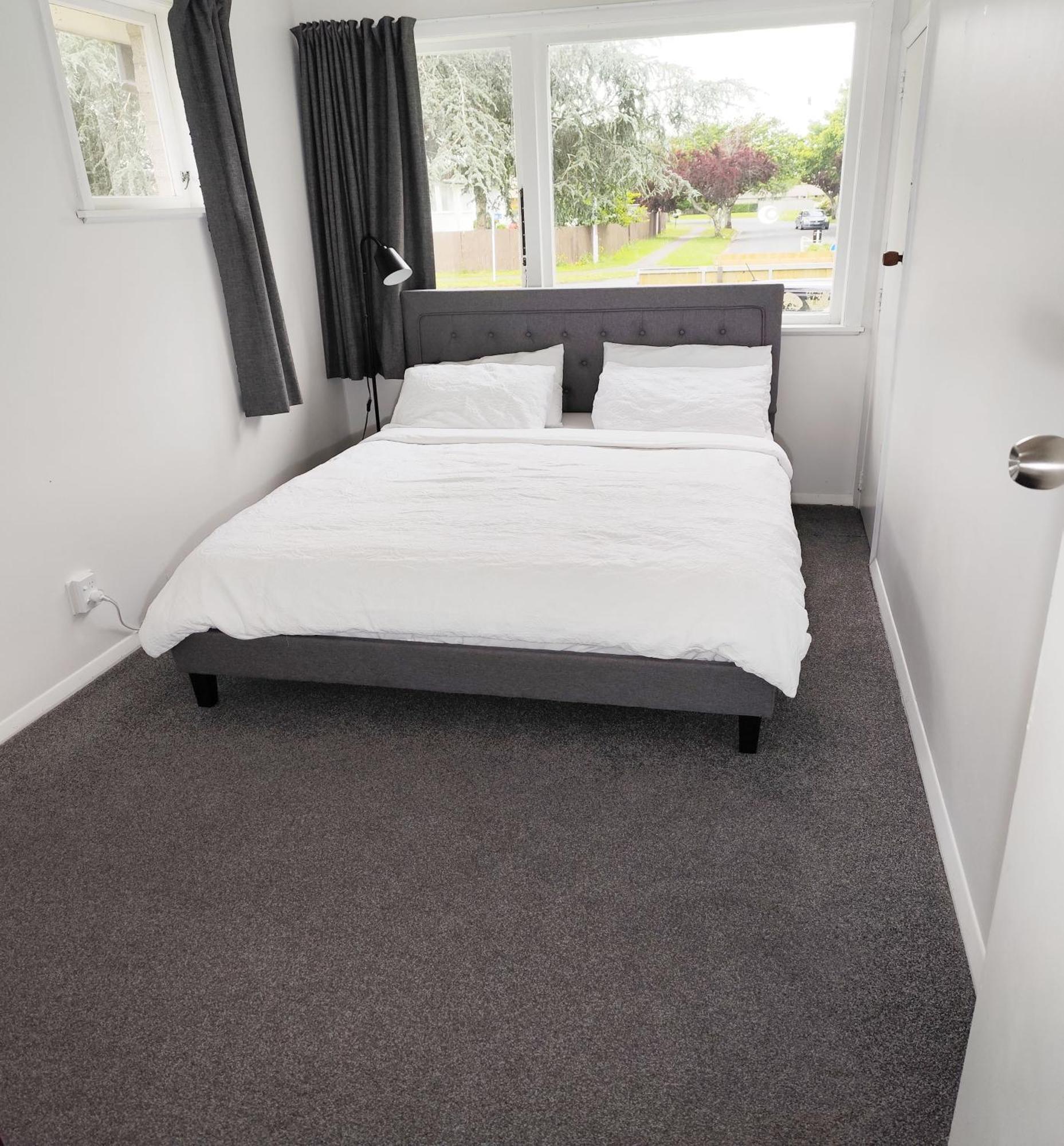 3-Bedroom House-Big Yard- Netflix Hamilton Extérieur photo